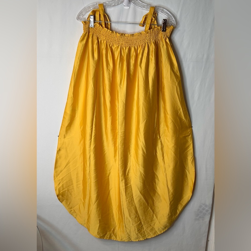 H&M Silky Tie Shoulder Smocked Summer Yellow Dress. Size 12